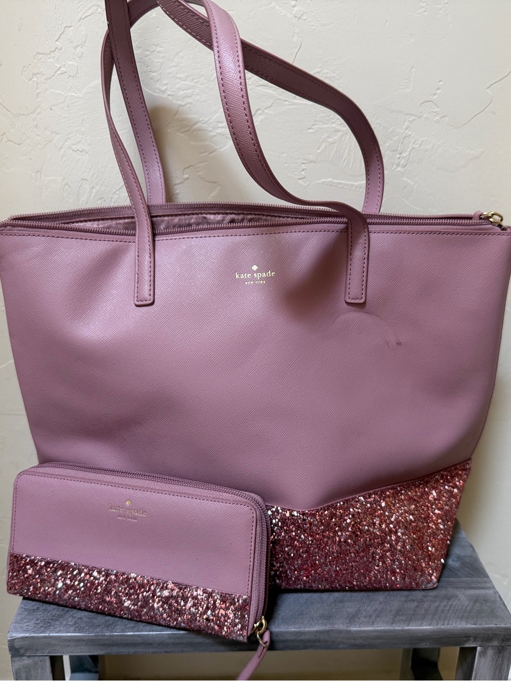 Lavender / Pink Kate Spade New York Greta Court Glitter Penny Tote